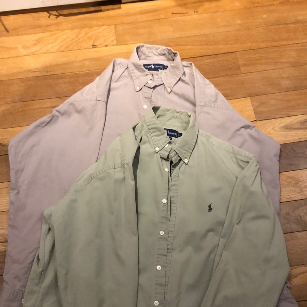 SOLD.  Ralph Lauren button. ⭐️2/20Grey & olive. Large.